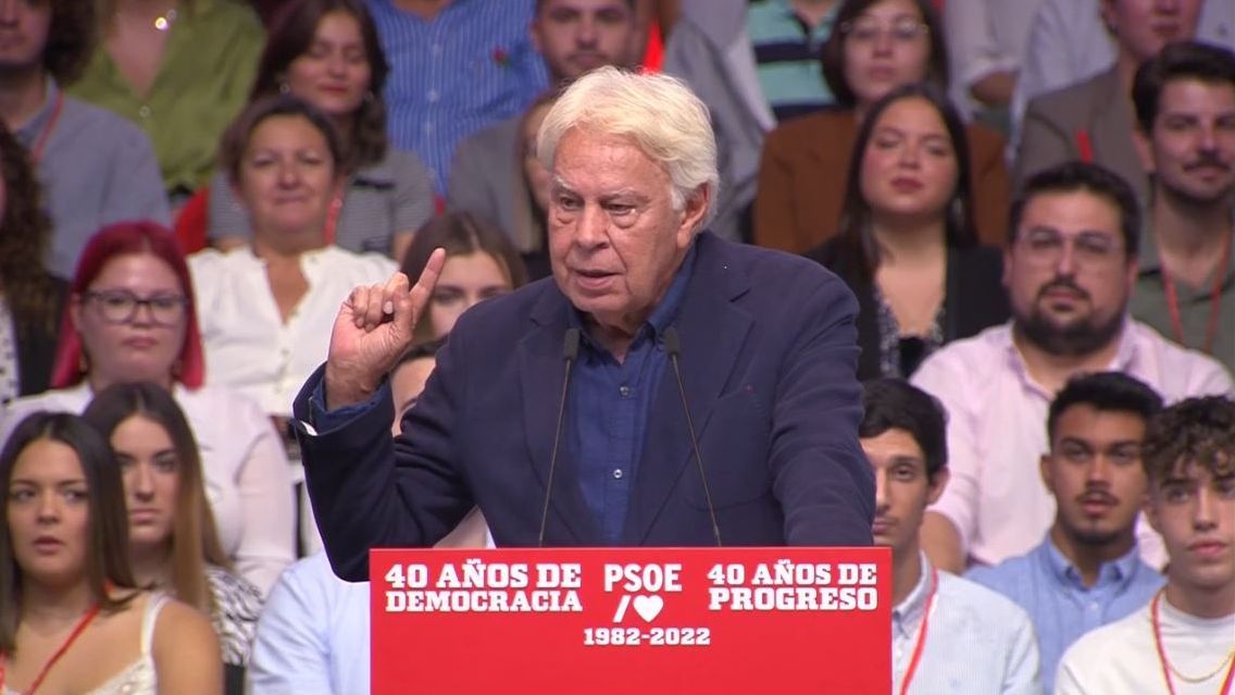 El PSOE revive, sin Alfonso Guerra, el triunfo de Felipe González hace 40 años