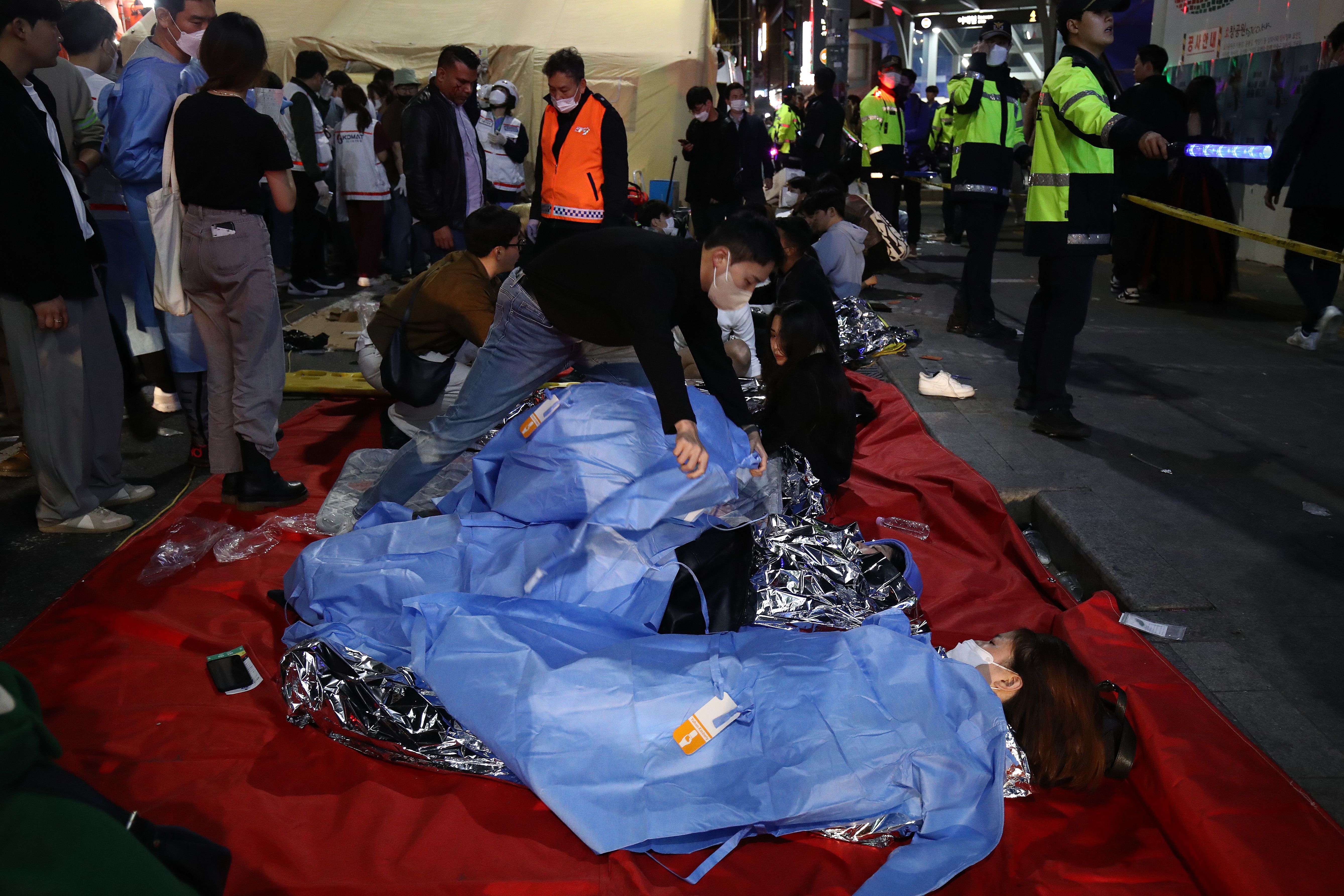 Estampida mortal en Seúl: decenas de muertos y 150  heridos