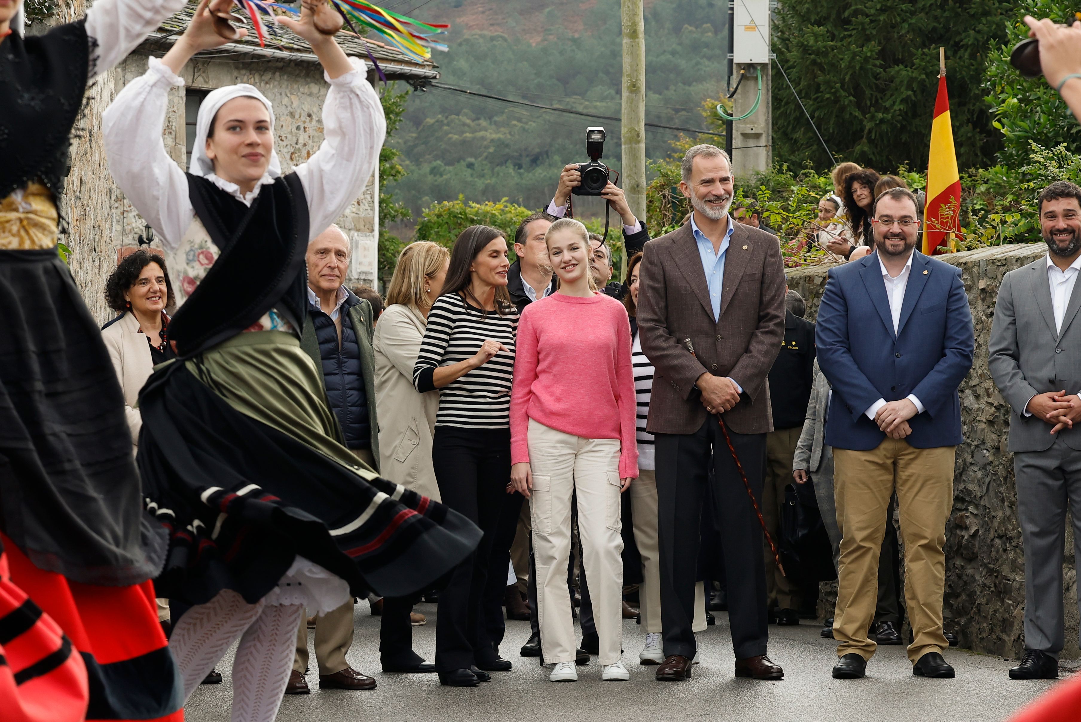 Los reyes y Leonor entregan el Cadavedo el premio al Pueblo Ejemplar 2022