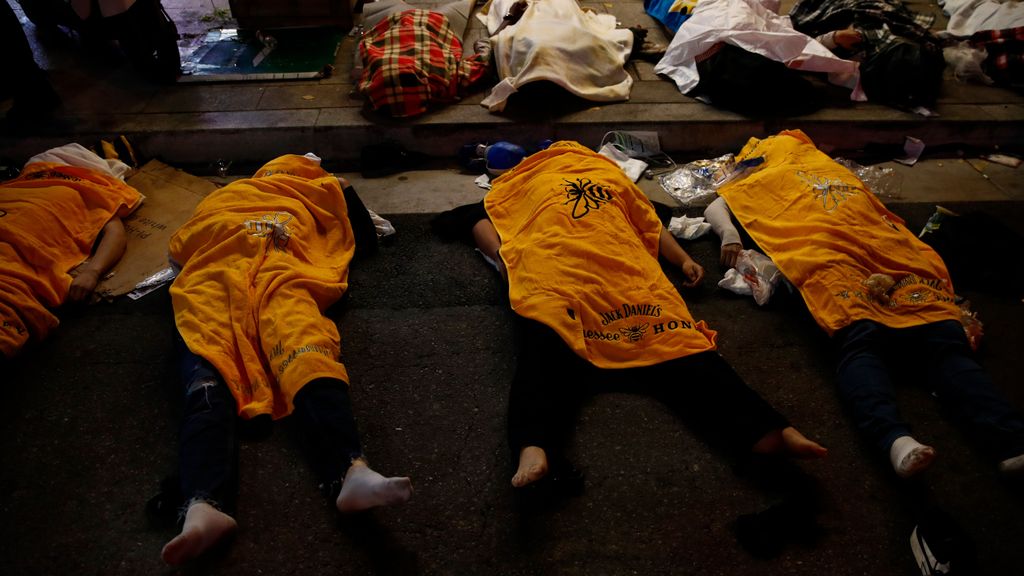 EN IMÁGENES | Decenas de muertos y más de 150 heridos en una estampida en Seúl