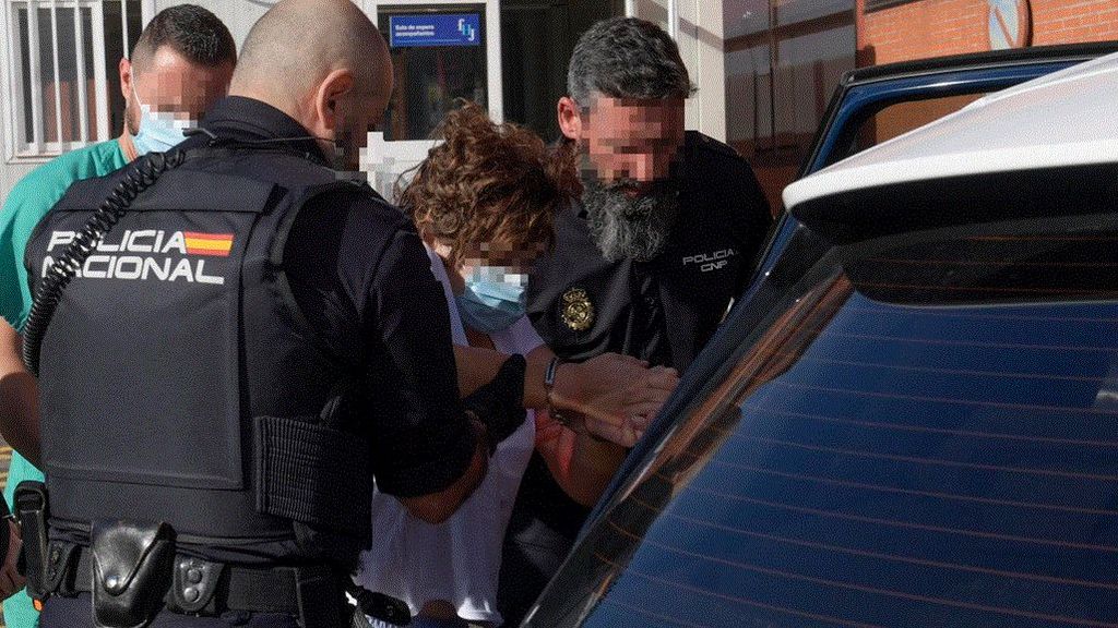 Detenida la madre de Gijón acusada de acabar con la vida de su hija de seis años