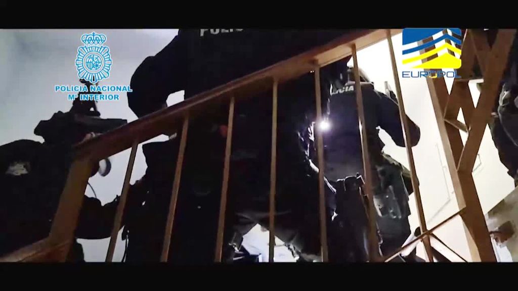 Caen 11 yihadistas que recultaban jóvenes para el Estado Islámico en Melilla