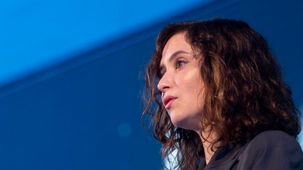 La presidenta de la Comunidad de Madrid, Isabel Díaz Ayuso, interviene durante la presentación de la X edición de los Premios Platino del cine y del audiovisual Iberoamericano en la Cineteca, a 30 de septiembre de 2022, en Madrid (España).