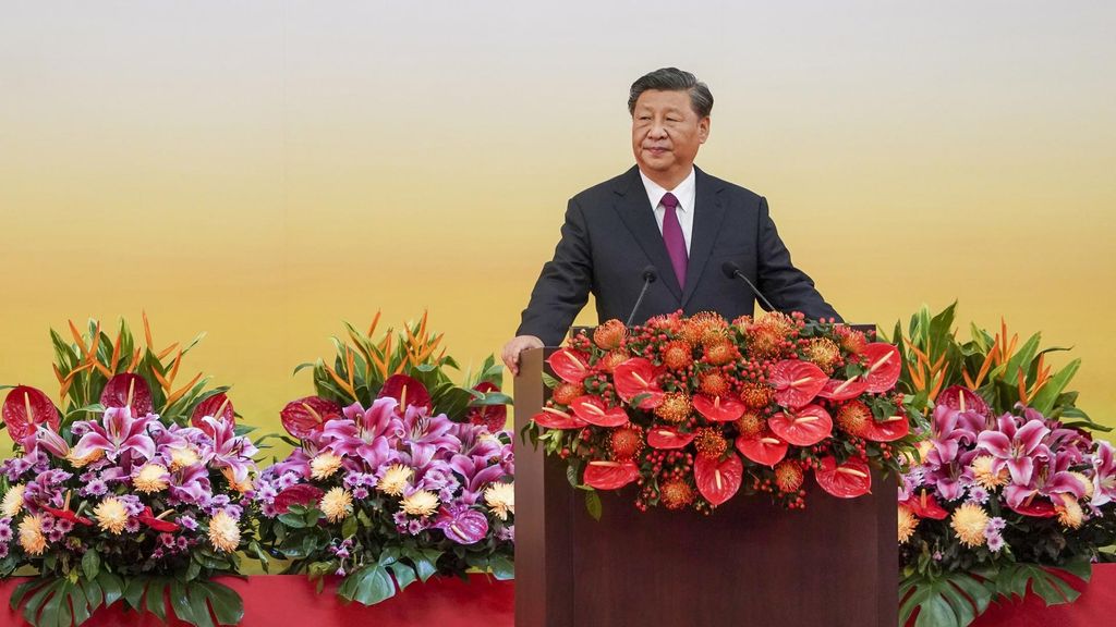 Archivo - 01 July 2022, China, Hong Kong: Chinese President Xi Jinping delivers a speech at a gathering celebrating of the 25th anniversary of the establishment of the Hong Kong as a Special Administrative Region (HKSAR) of the People's Republic of China.