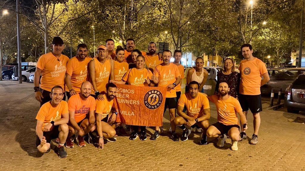 Imagen de los 'Beer Runners'.