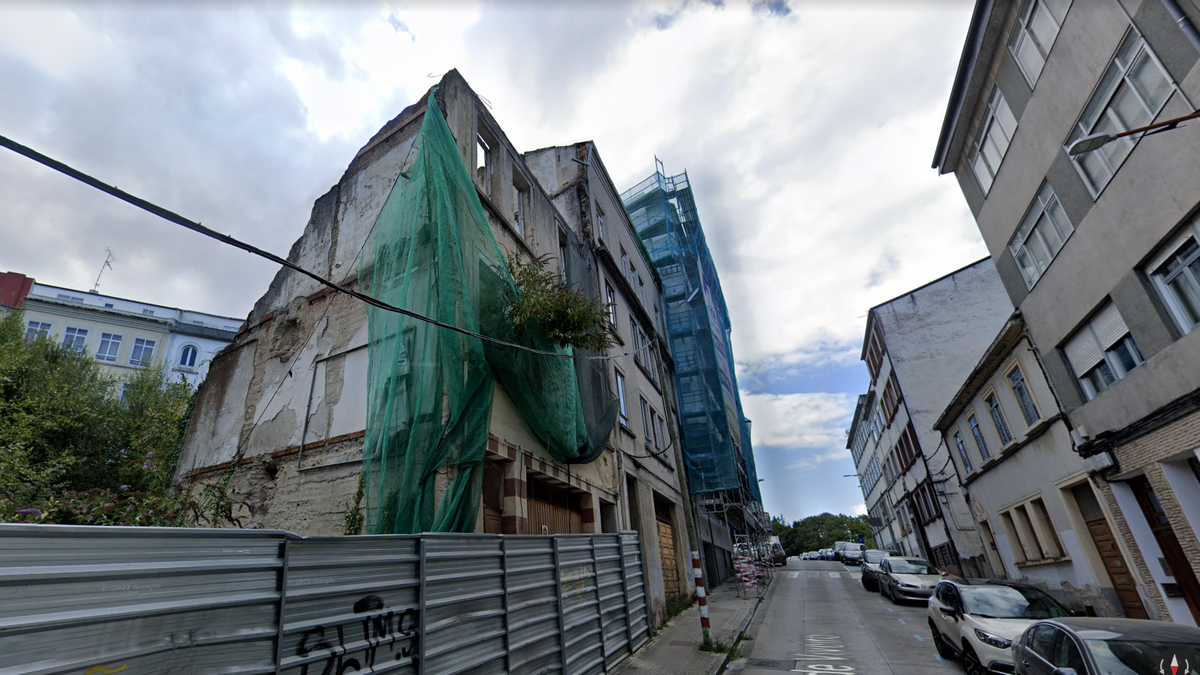 Detenido okupa como presunto autor del incendio en un edificio semiabandonado en Lugo Detenido okupa como presunto autor del incendio en un edificio semiabandonado en Lugo