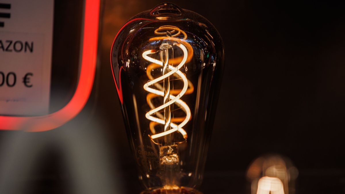 El precio de la luz cae este martes casi un 17% El precio de la luz cae este martes casi un 17%