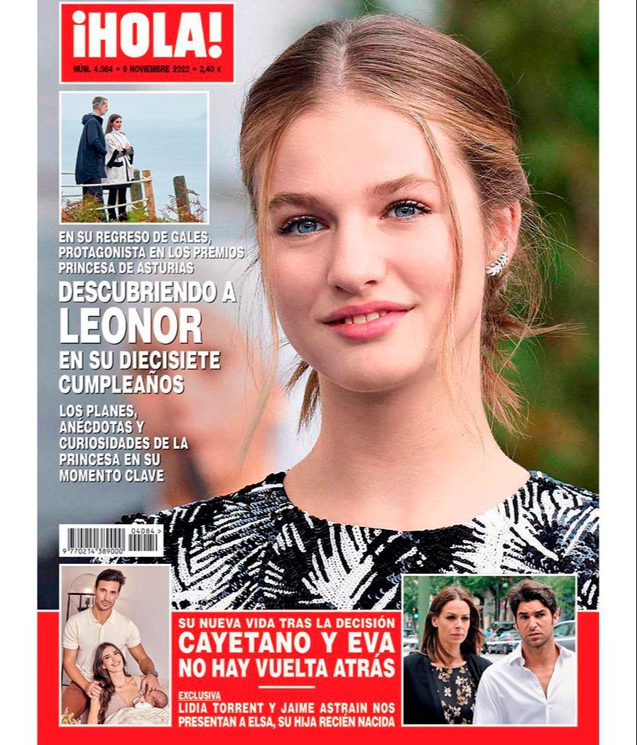 El tierno posado familiar de Lidia Torrent y Jaime Astrain con su hija recién nacida