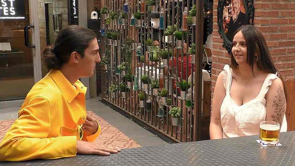 Sara y Carlos durante su cita en 'First Dates'