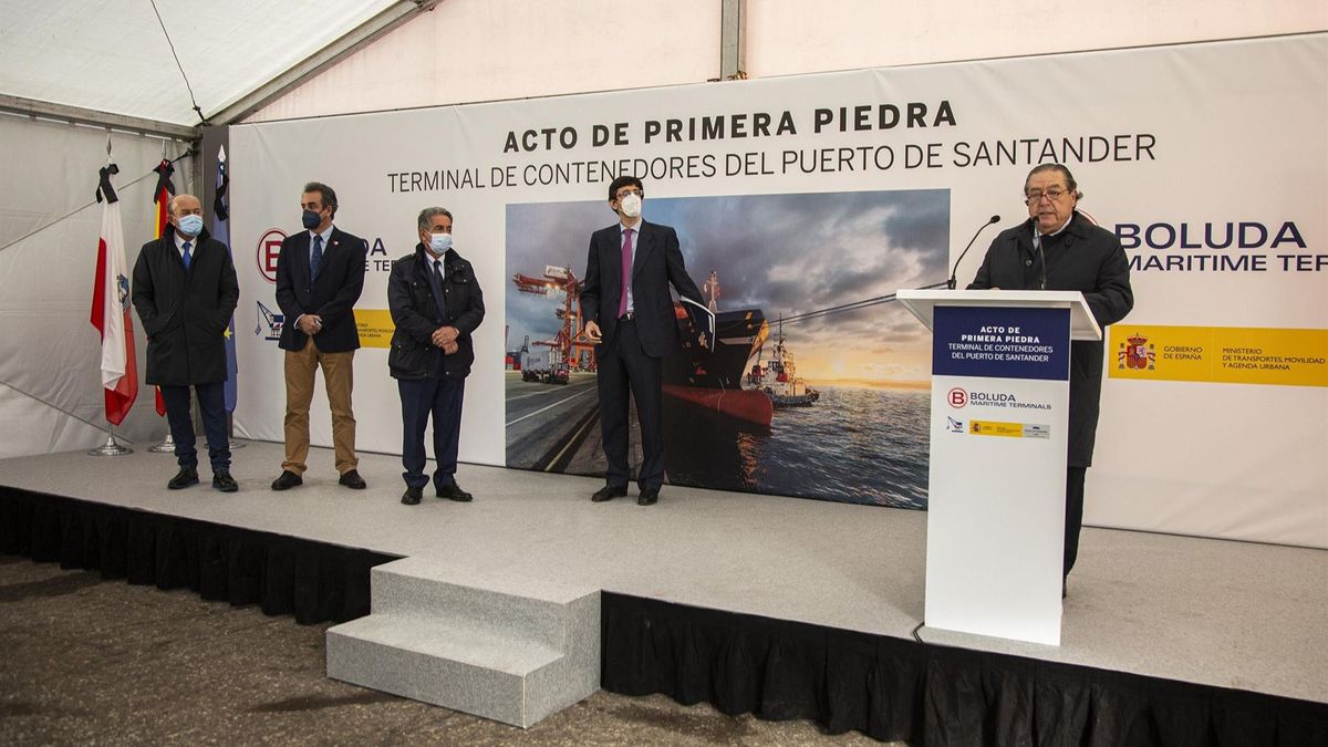 Vicente Boluda, reconocido con el Premio Industria Azul 2022 del clúster marítimo de Cantabria