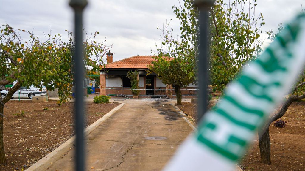 Un incendio destruye la casa del autor del tiroteo mortal de Argamasilla de Calatrava, Ciudad Real