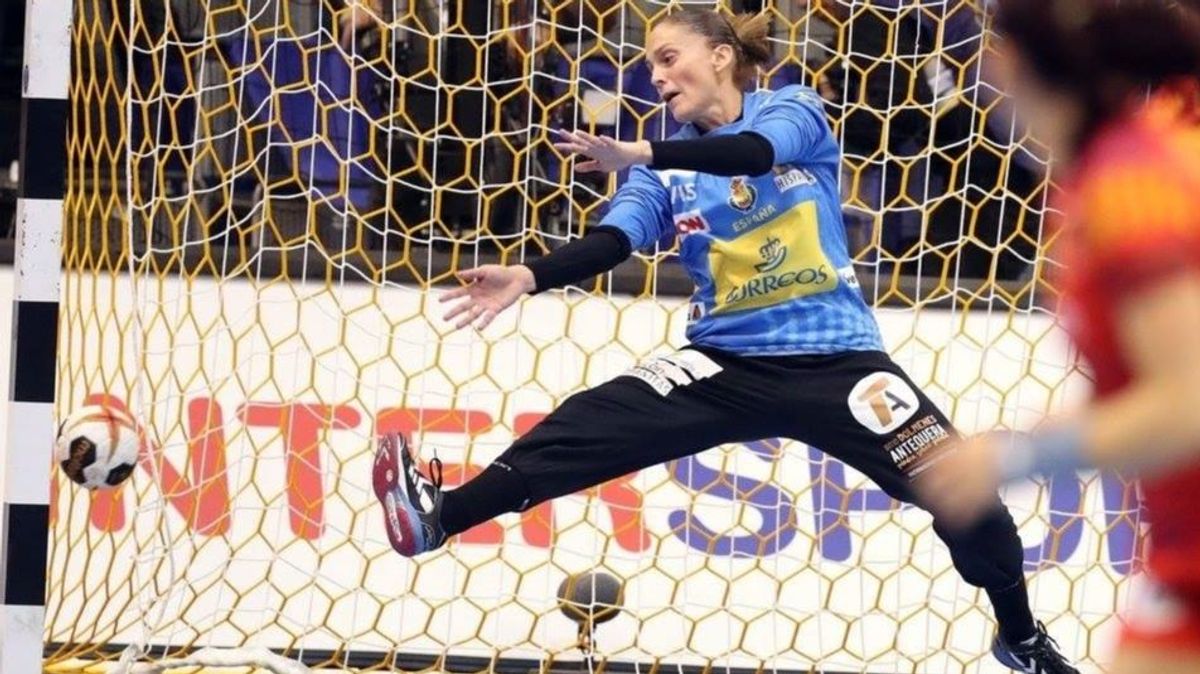 Debut con derrota de las Guerreras en el Europeo de Balonmano Debut con derrota de las Guerreras en el Europeo de Balonmano