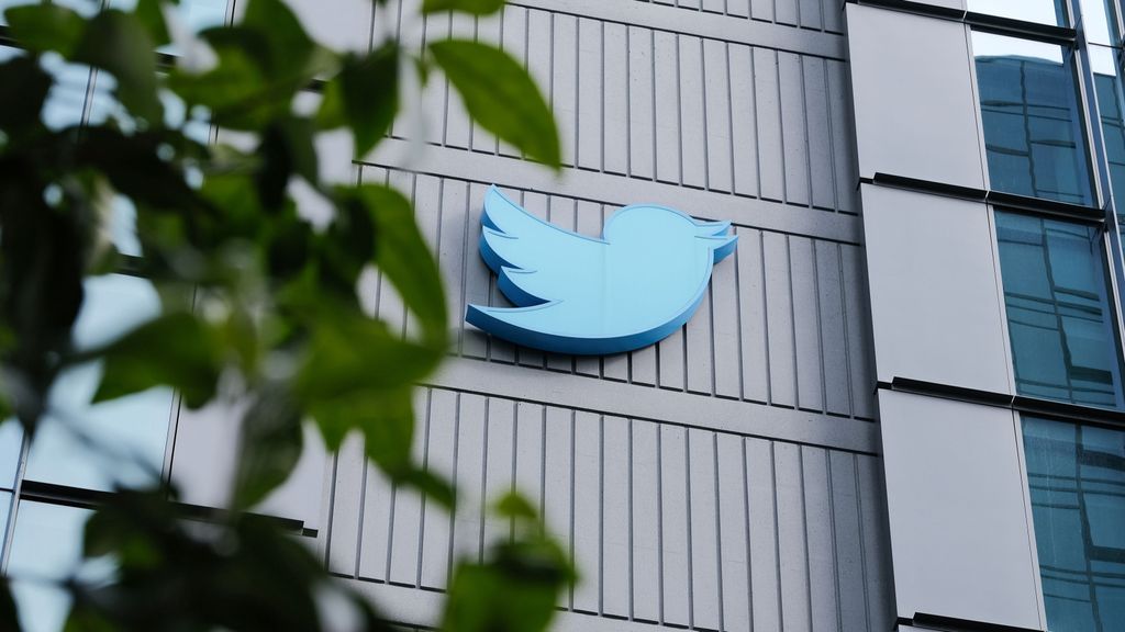 Los empleados de Twitter despedidos recibirán una "indemnización" de tres meses de salario