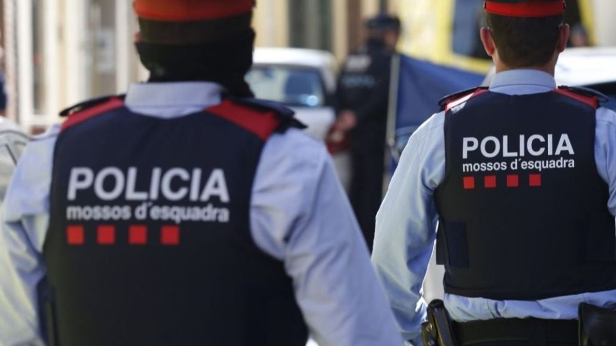 Mossos d'Esquadra, que investigan la violación a una joven en Gelida