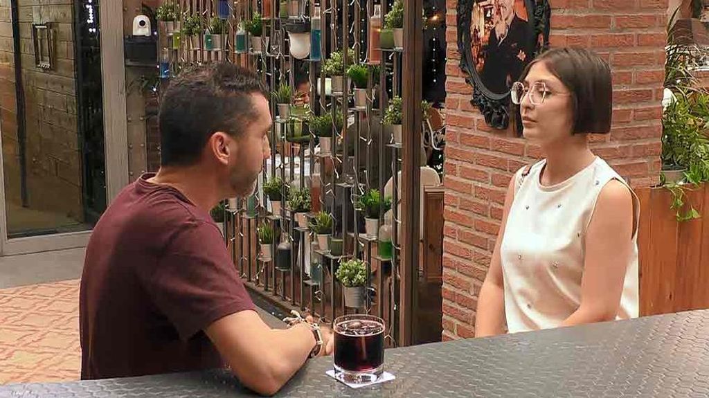 Fernando y Mari Cruz durante su cita en 'First Dates'