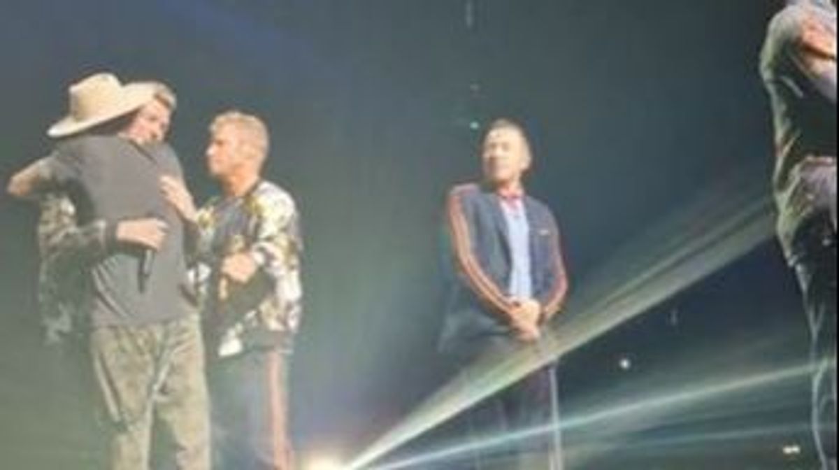 Los Backstreet Boys homenajean a Aaron Carter en su concierto de Londres: Te echaremos de menos, hermano"