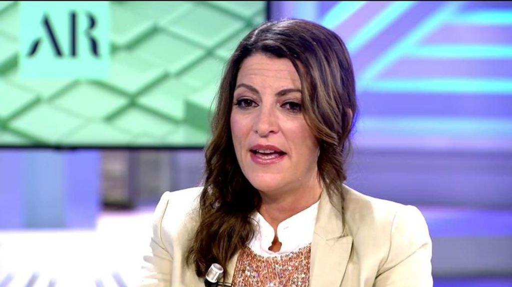 Macarena Olona señala la ilegalidad de VOX: "Mi voz puede causar un auténtico daño"