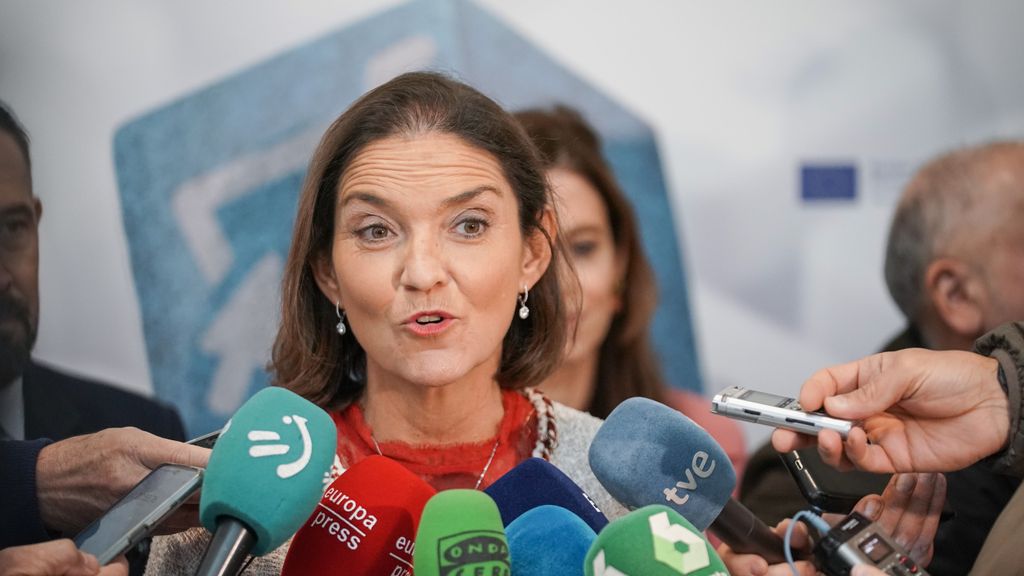 Reyes Maroto ironiza sobre su posible candidatura en Madrid: "Me despido como ministra de Industria"