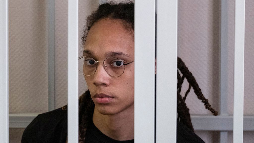 La deportista Brittney Griner detenida en Rusia, en paradero desconocido