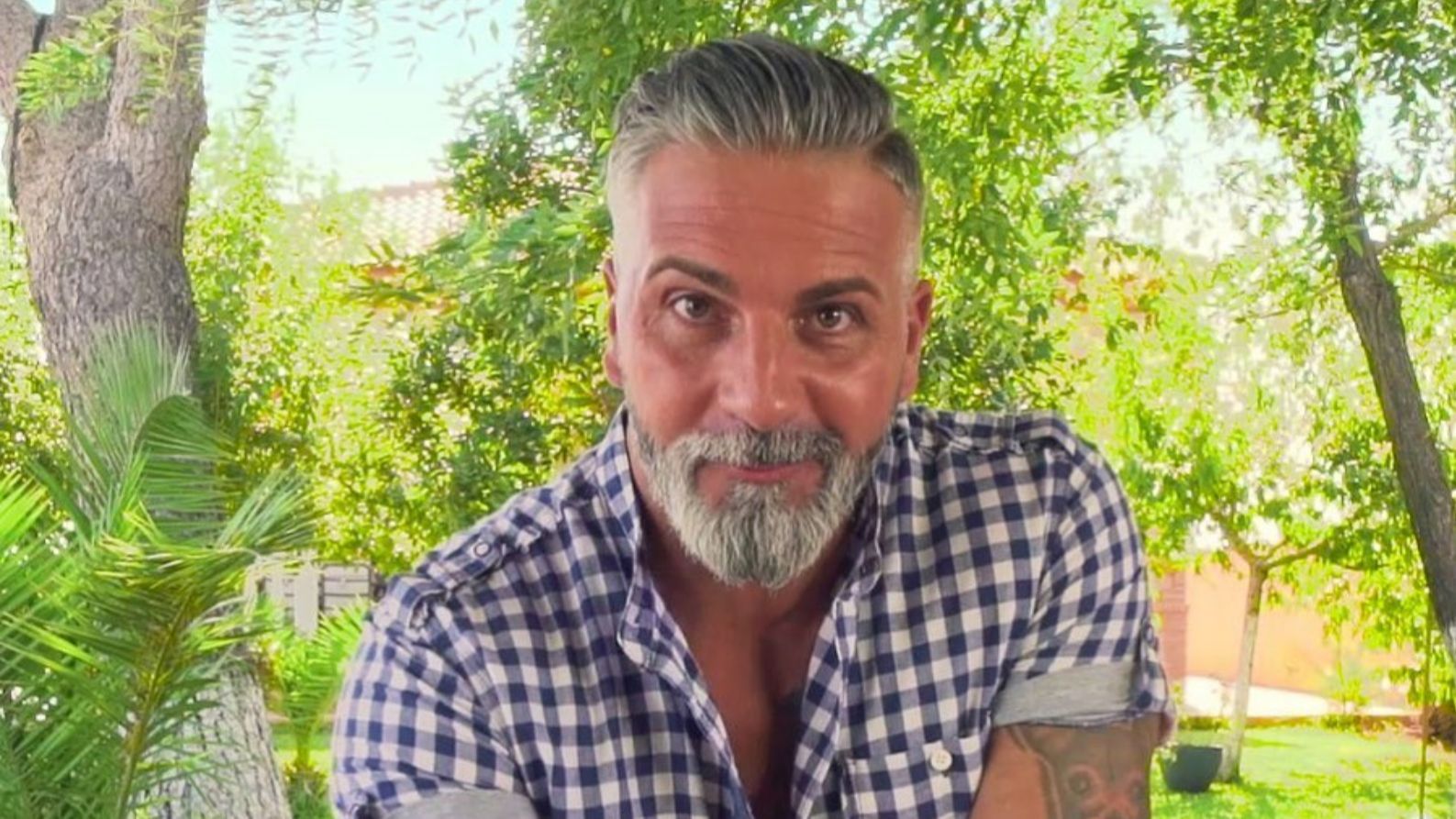 Carlos Alba recibe el alta hospitalaria tras su operación de corazón