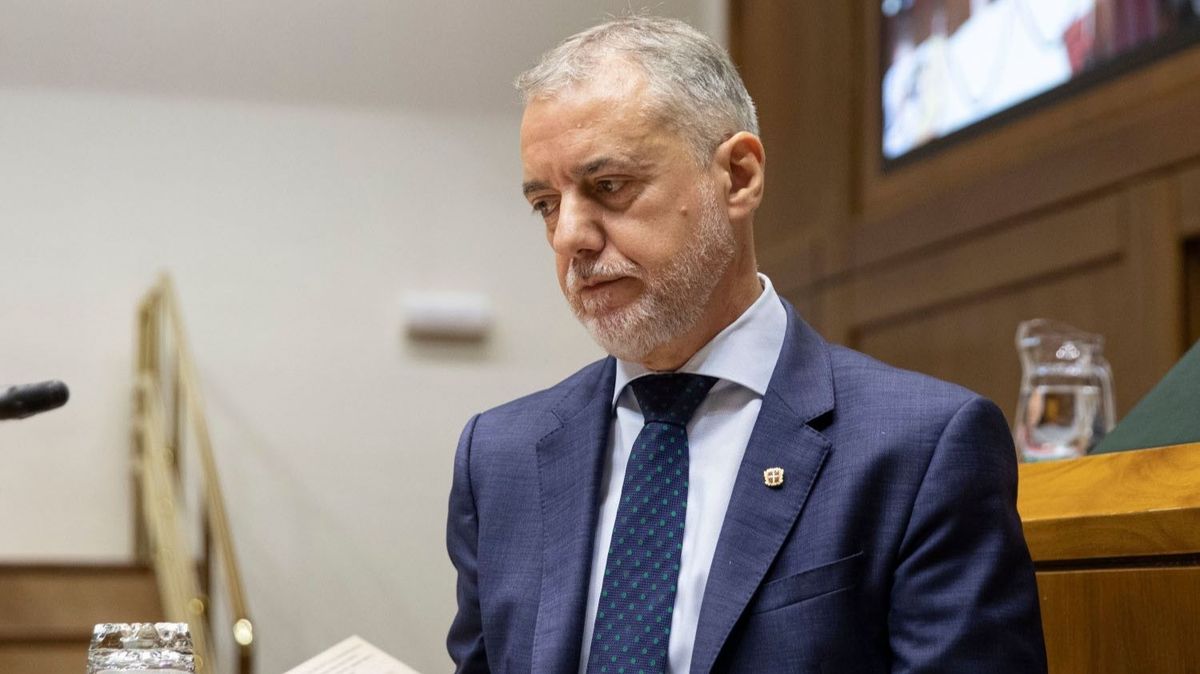 El Lehendakari Iñigo Urkullu El Lehendakari Iñigo Urkullu