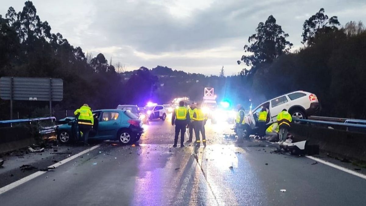 Accidente en el viaducto de Mariñán de la AP-9 en Bergondo, en A Coruña