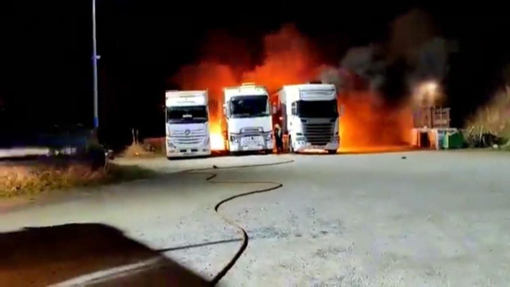 Explosión de camiones de una empresa de Cantabria