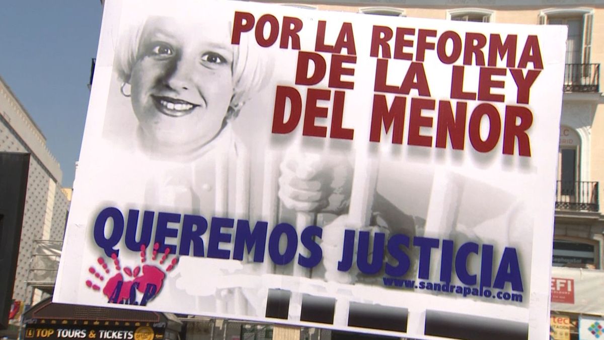 EuropaPress 1619809 concentracion homenaje sandra palo cuando cumplen 15 anos asesinato EuropaPress 1619809 concentracion homenaje sandra palo cuando cumplen 15 anos asesinato