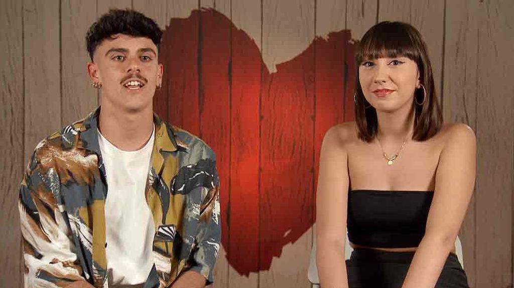 Álvaro y Antía durante su cita en 'First Dates'