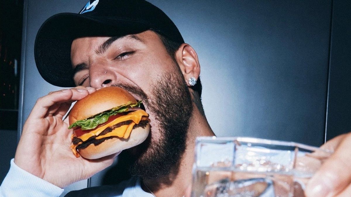 Cuánto cuesta comer en el restaurante de Maluma