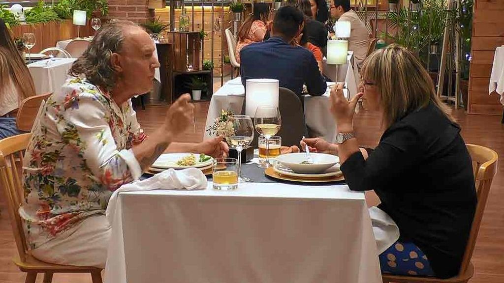 Gisela y Humberto durante su cita en 'First Dates'