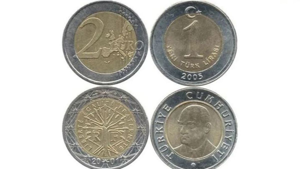 La Guardia Civil publica una imagen de una moneda de dos euros y una lira turca