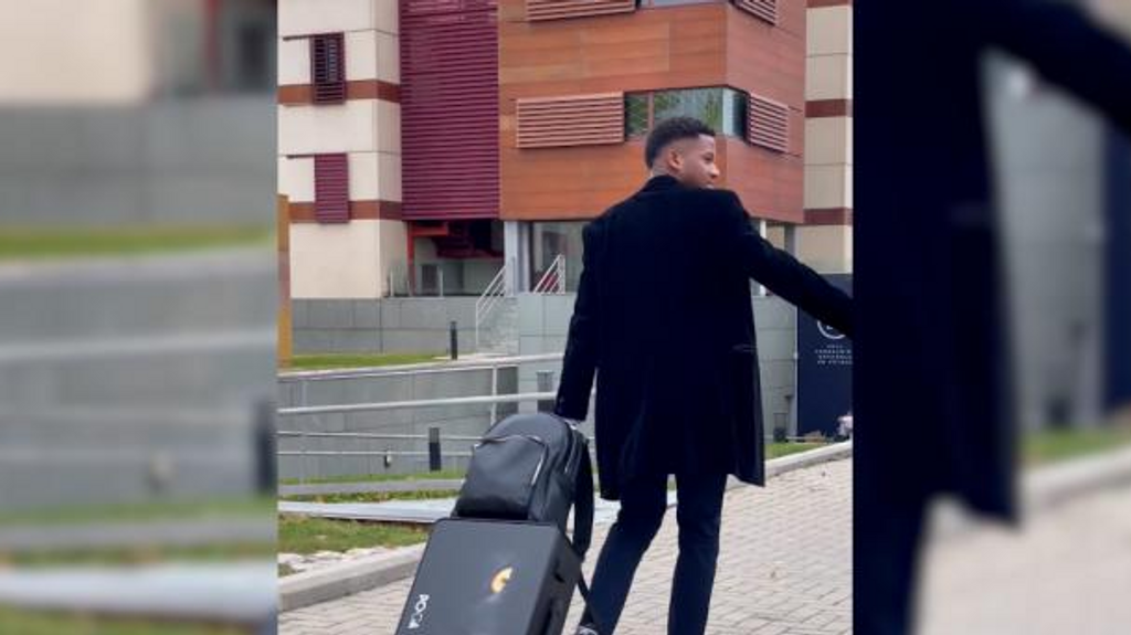 Ansu Fati y su maleta de 1000 euros: el delantero viajará a Qatar con una edición especial