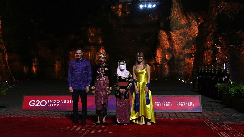 Pedro Sánchez, Joko Widodo, Iriana Joko Widodo y Begoña Gómez