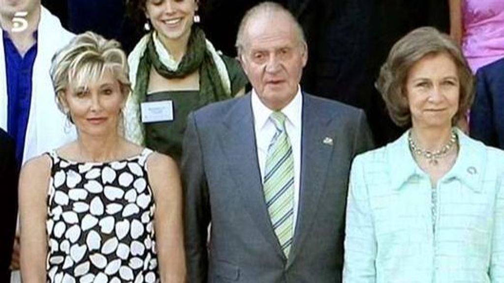 Sol Bacharach, en Zarzuela con el rey Juan Carlos y la reina Sofía