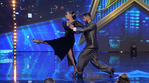 Barry también Sorprendido Valentín y Paulina conquistan al jurado con su elegancia bailando tango -  Got Talent