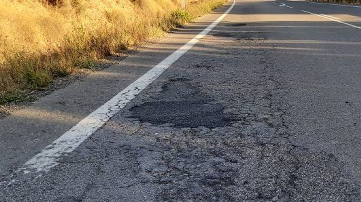 Los daños que más presentan las carreteras españolas son agrietamientos gruesos, deformaciones, entre otros Los daños que más presentan las carreteras españolas son agrietamientos gruesos, deformaciones, entre otros