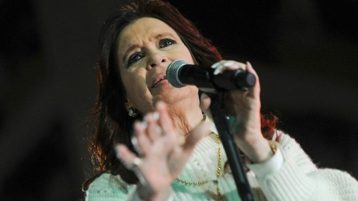 La vicepresidenta de Argentina Cristina Fernández de Kirchner La vicepresidenta de Argentina Cristina Fernández de Kirchner