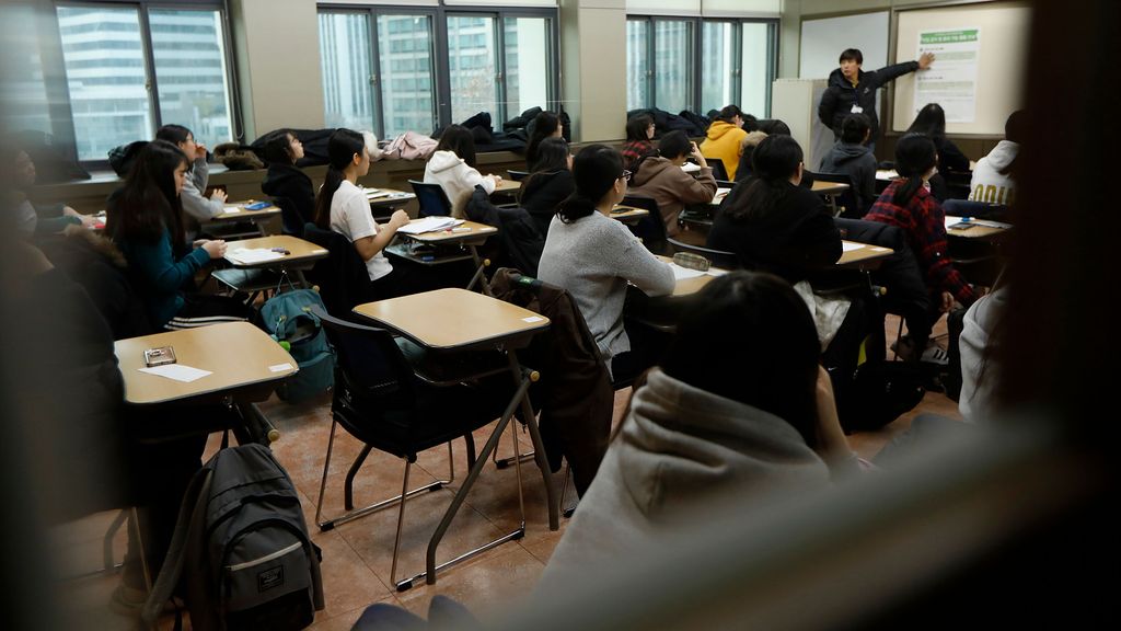 Más de medio millón de estudiantes se enfrentan a la 'Suneung', la terrible selectividad surcoreana