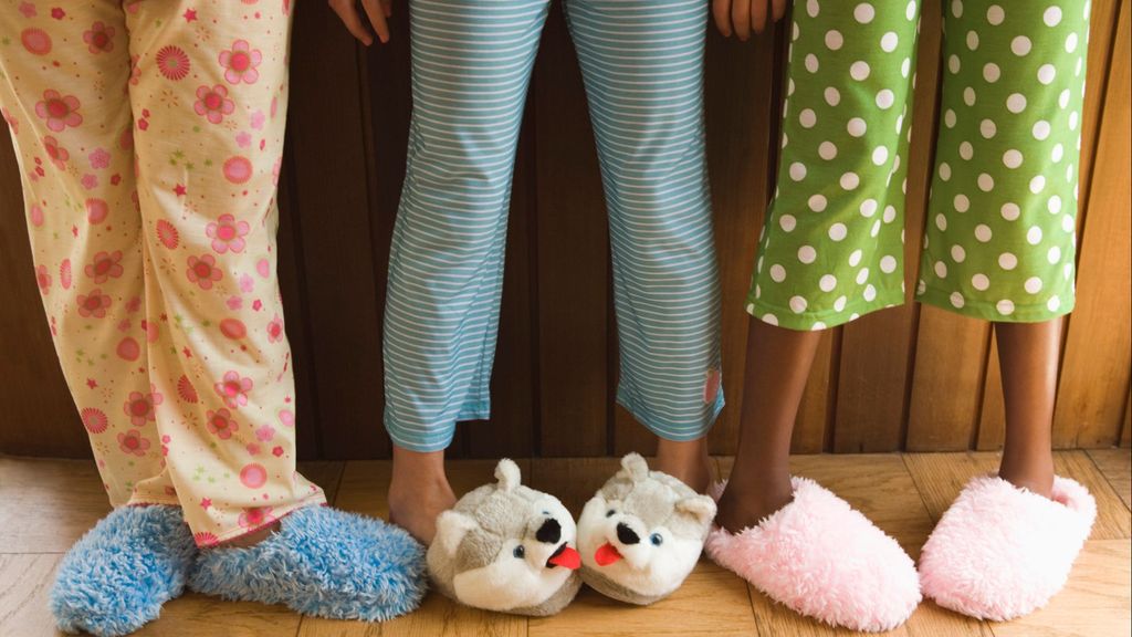 Niños en pijama