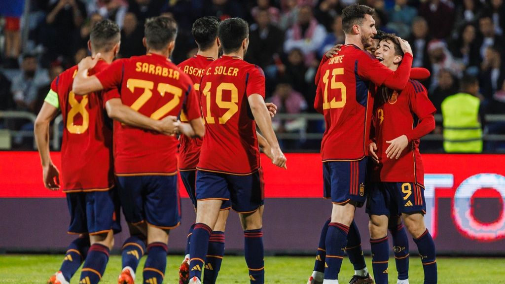 España coge ritmo para el Mundial con victoria ante Jordania (1-3): buenas sensaciones arriba y alguna duda en defensa