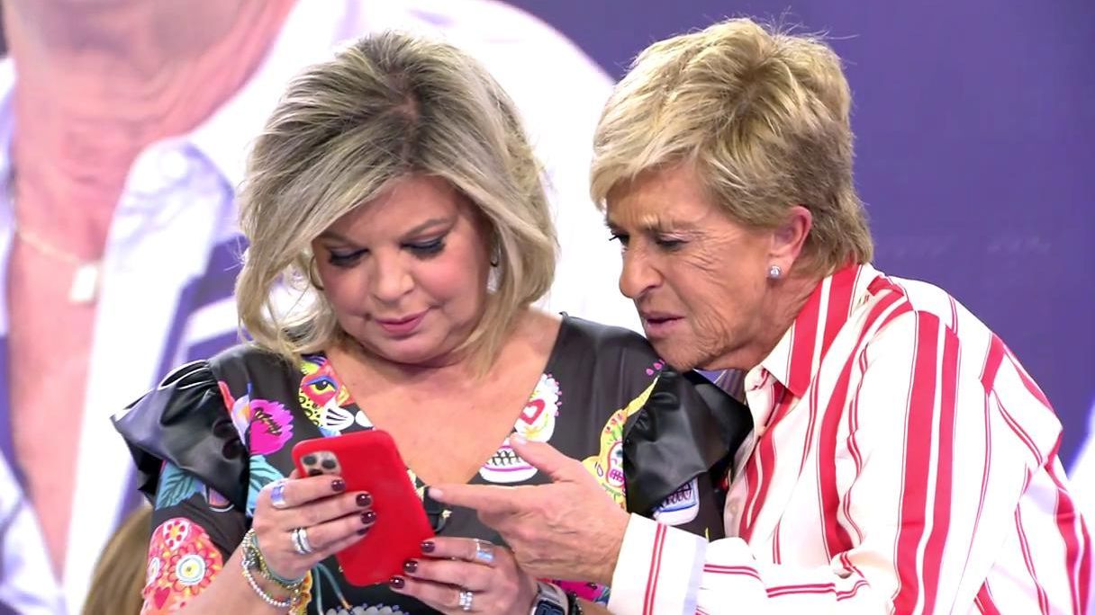 Terelu Campos y Chelo García Cortés