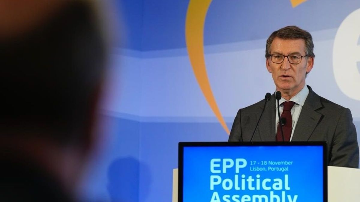 El líder del PP, Alberto Núñez Feijóo, en la Asamblea Política del Partido Popular Europeo (PPE) en Lisboa