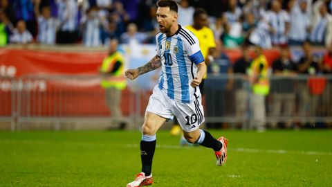 colegio Desagradable vagón Argentina vs Arabia Saudi, en directo el estreno de Messi: resultado, y  goles | Mundial Qatar
