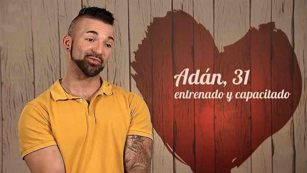 Adán durante su cita en 'First Dates'