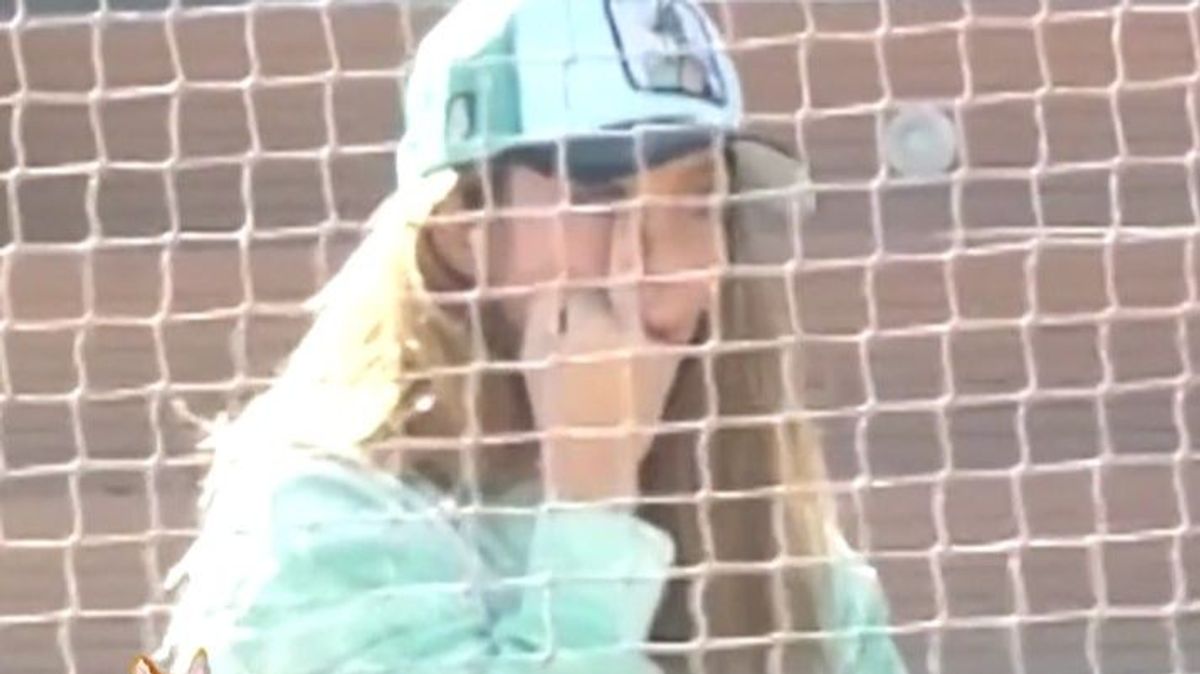 La peineta de Shakira a Piqué en el partido de su hijo La peineta de Shakira a Piqué en el partido de su hijo