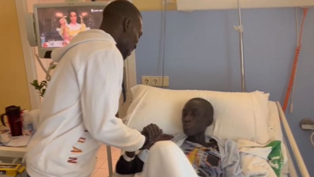 Ablaye, el inmigrante senegalés en fase terminal, se reencuentra con su hijo y cumple su último deseo