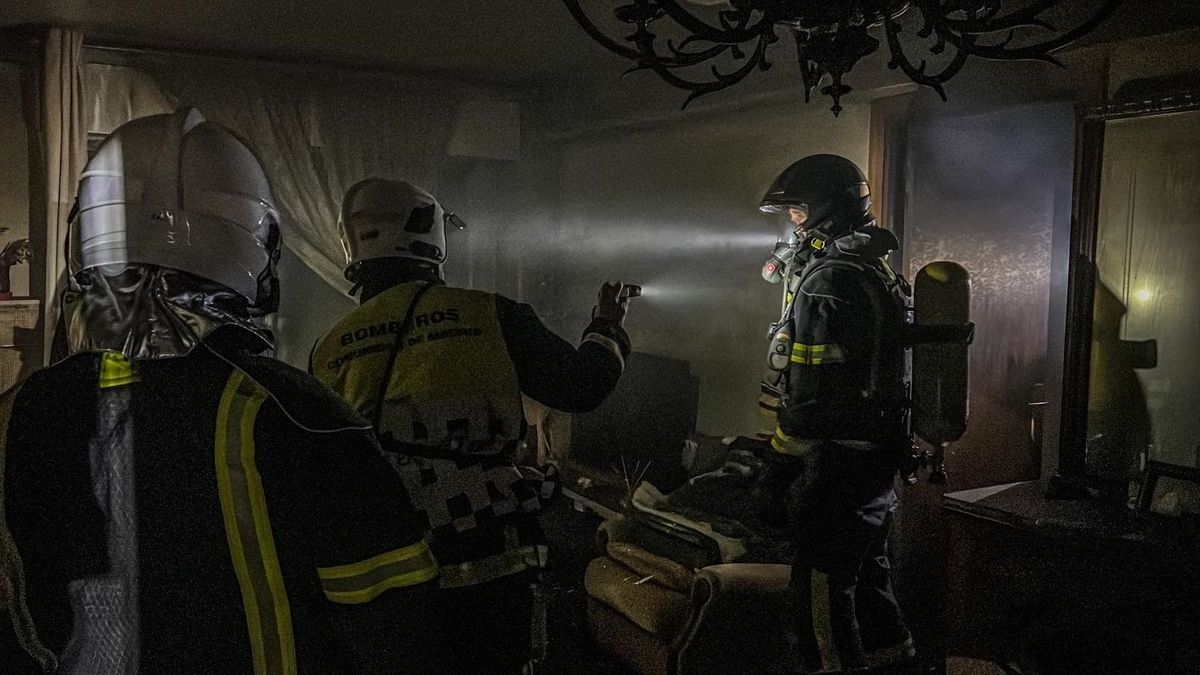 Cuerpo Bomberos Madrid, incendio Móstoles