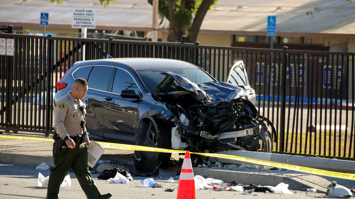 El conductor que atropelló a un grupo de cadetes de la Policía de Los Ángeles dice que se quedó dormido