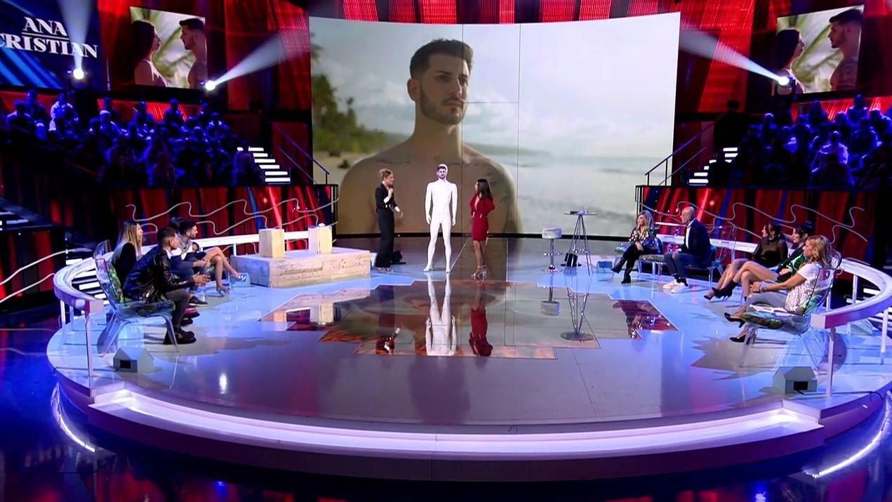 La recreación del tatuaje de Cristian